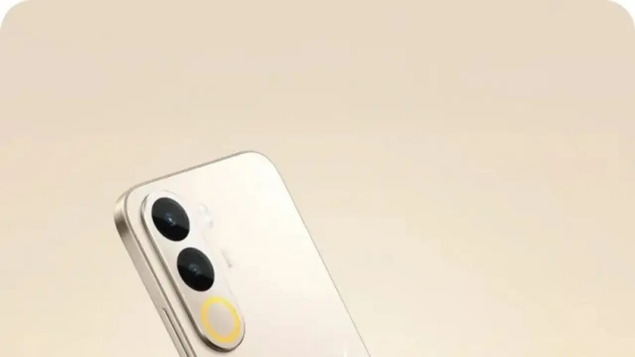 إطلاق هاتف Realme C100x ببطارية عسكرية سعتها 8000 مللي أمبير بسعر مغري